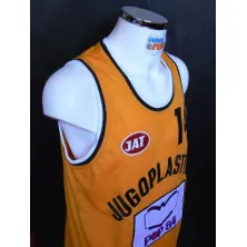 CAMISETA JUGOPLASTIKA POP 84 - DINO RADJA