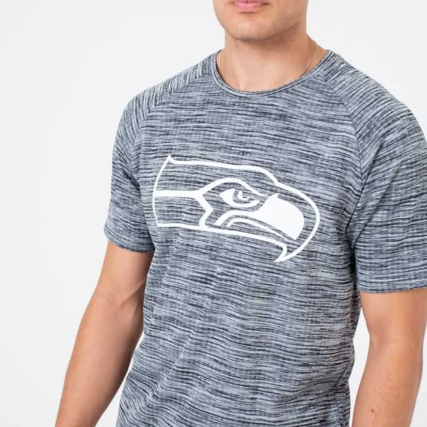 CAMISETA NEW ERA SEATTLE SEAHAWKS NFL ENGINEERED RAGLAN -GRIS