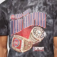 CAMISETA DETROIT PISTONS "CHAMPIONS TIE DYE" - MITCHELL & NESS