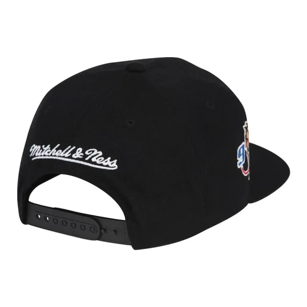 GORRA CHICAGO BULLS 97 CHAMPIONS HWC - MITCHELL AND NESS - NEGRA