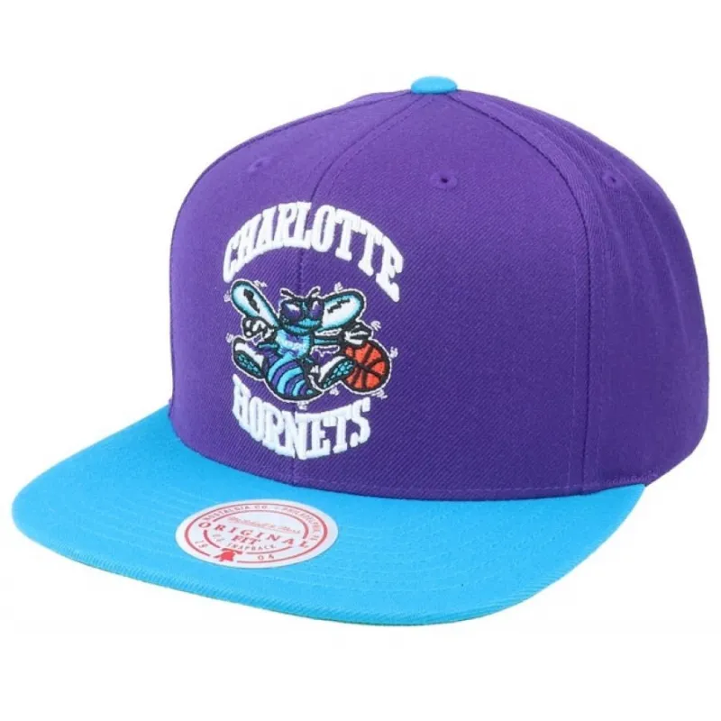 GORRA CHARLOTTE HORNETS WOOL 2 TONE - MITCHELL AND NESS