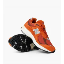 zapatillas New Balance 2002 naranjas