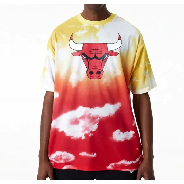 Camiseta Chicago Bulls Sky Print Oversized de New Era