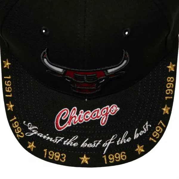 Gorra Curva Chicago Bulls NBA Against the best Pro