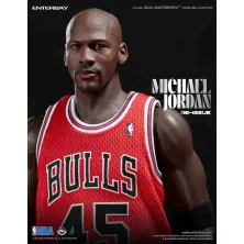 Figura de Michael Jordan con los Bulls de Enrterbay detalle