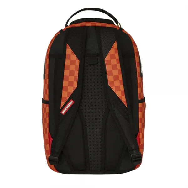 Mochila Sprayground Cheetos colaboracion exclusiva vista trasera