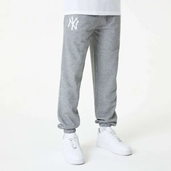 Pantalon largo New York Yankees MLB League Essential New Era modelo